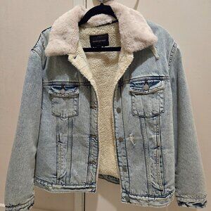 Banana Republic Faded Jean Jacket